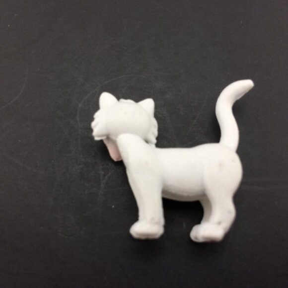 Flea Circus by RnR Games Dogs and Cats 10 Minute Play Time - Picture 5 of 13